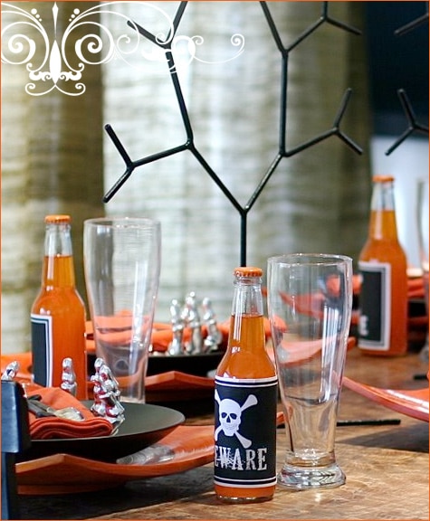 Modern Halloween Table Setting Modern Halloween Table Setting