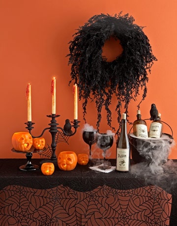Modern Halloween Table Setting Modern Halloween Table Setting