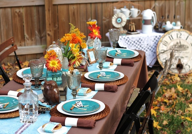 Festive Table Setting Festive Table Setting