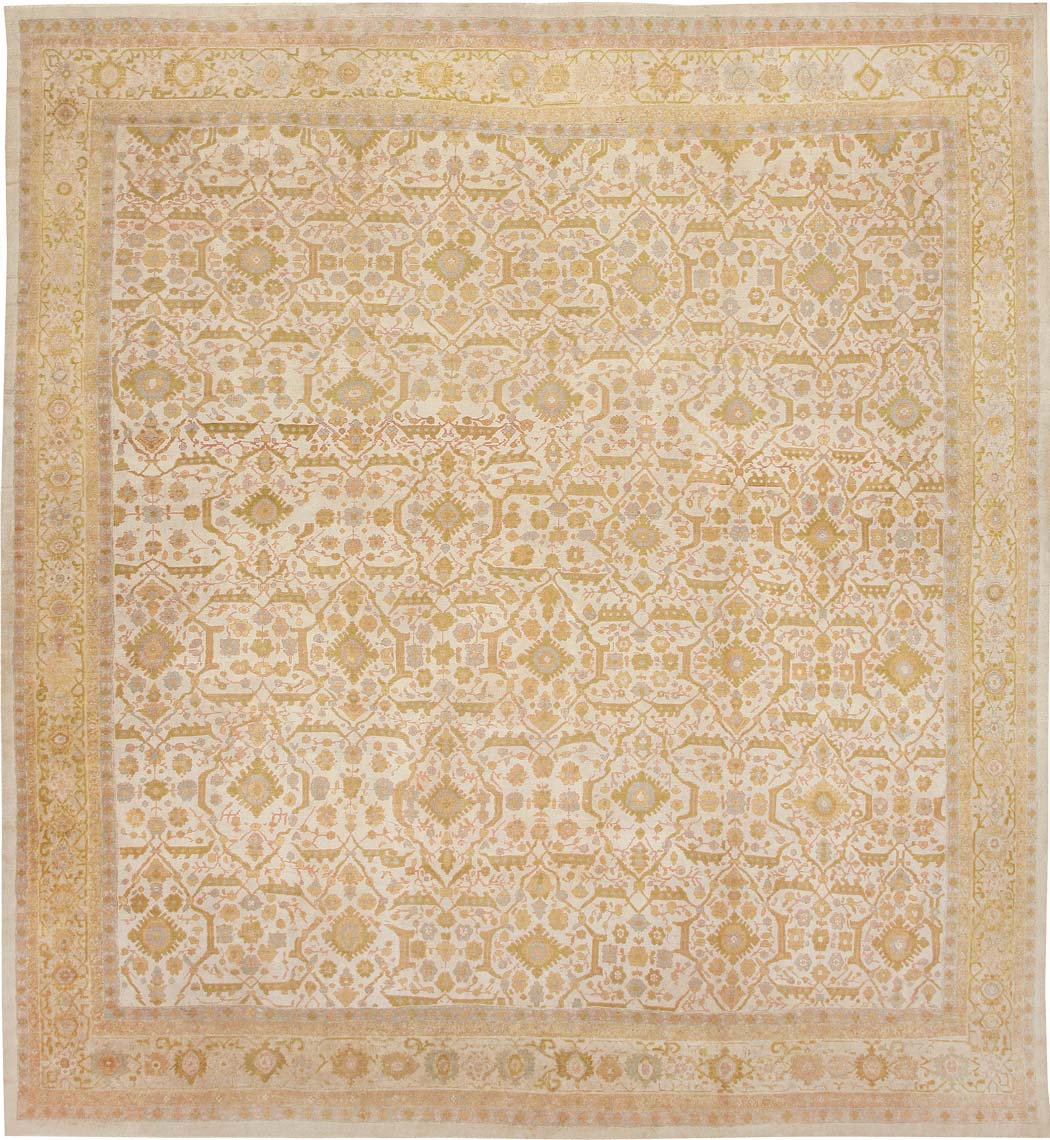 Antique Sultanabad Persian Rugs 1340 Main Image - By Nazmiyal Antique Sultanabad Persian Rugs 1340 Main Image - By Nazmiyal