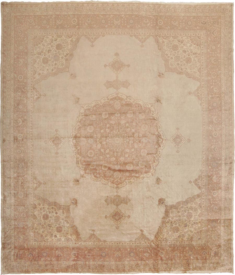 Antique Sivas Turkish Rug 40084 Main Image - By Nazmiyal