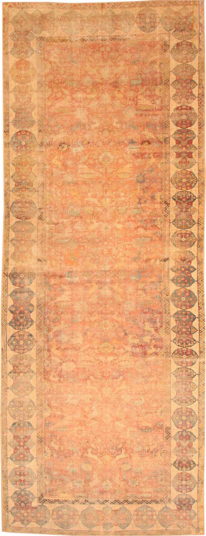 antique esfahan persian carpet 33381 Persian Carpets of the Safavid Period