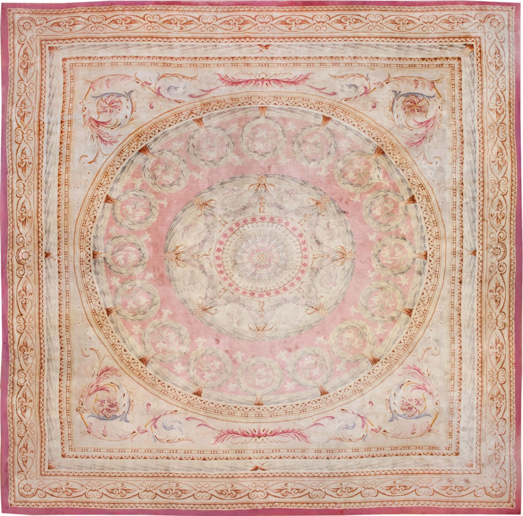 Savonnerie Carpet | Antique Rug | 45464 by Nazmiyal - By Nazmiyal
