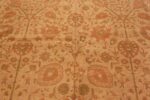 Field room size modern Turkish rug 41229 by Nazmiyal