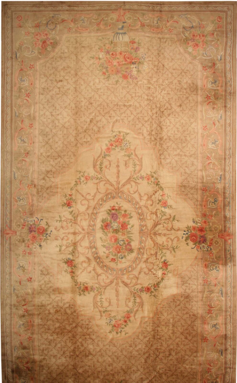 Medallion Design Rugs | Antique, Vintage & Modern Pattern | Nazmiyal