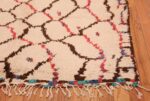 Corner Vintage Moroccan rug 45293 by Nazmiyal