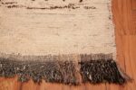 Corner Small Vintage Moroccan rug 45418 by Nazmiyal