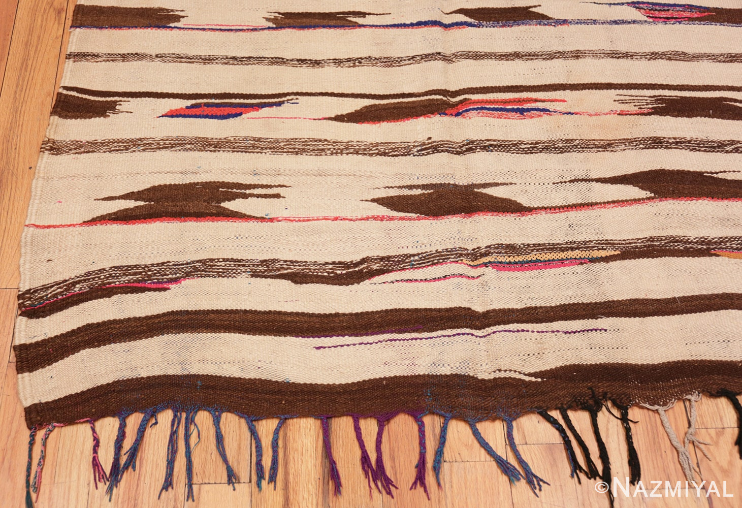 Corner Flat woven Vintage Moroccan Kilim rug 45377 by Nazmiyal