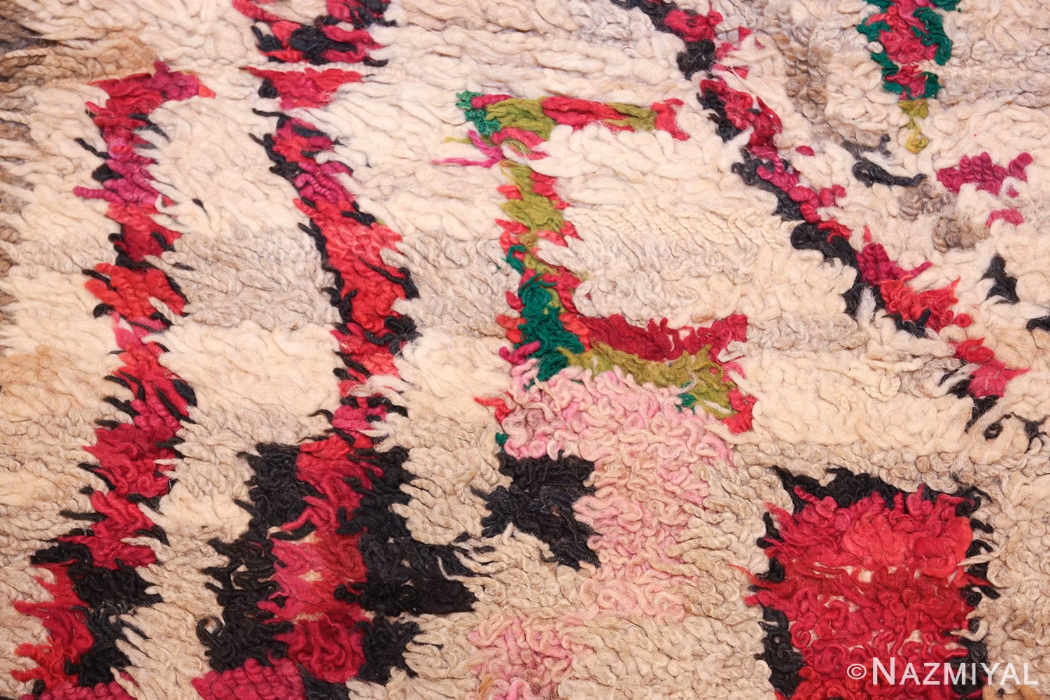 vintage moroccan rug 45608 color Nazmiyal