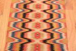 Field vintage Swedish Kilim rug 45785 by Nazmiyal