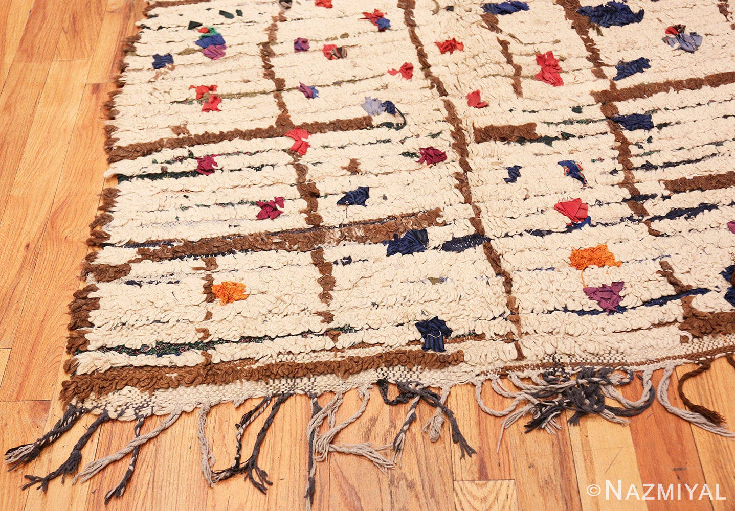 Corner Vintage Moroccan rug 46051 by Nazmiyal