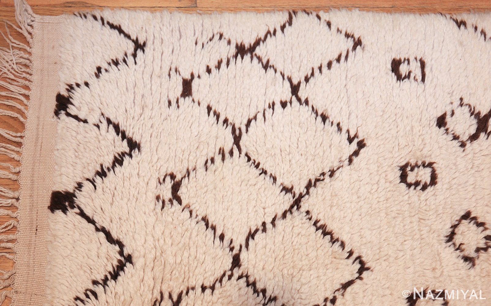 vintage moroccan rug 46011 corner Nazmiyal