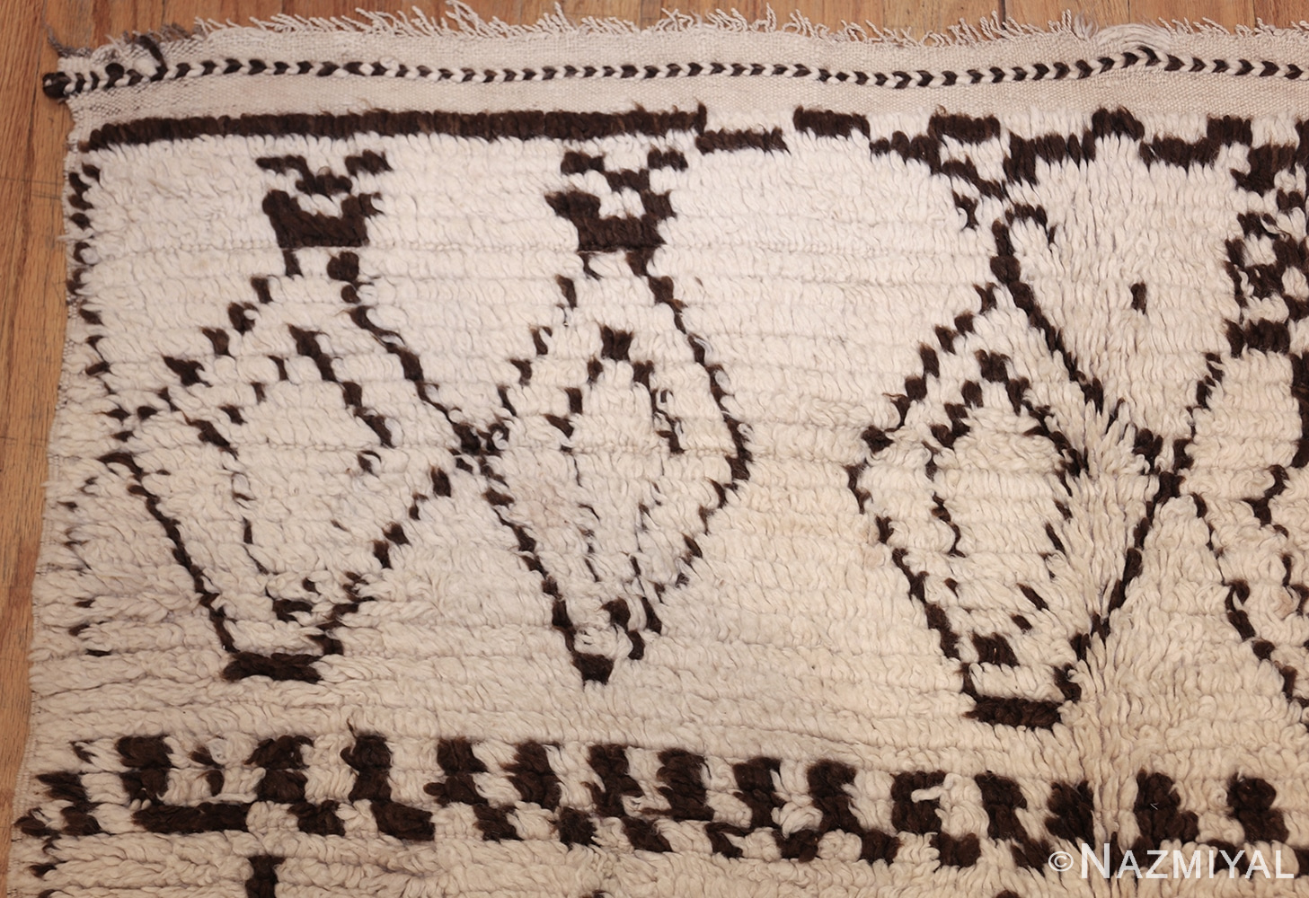 vintage moroccan rug 46041 corner Nazmiyal