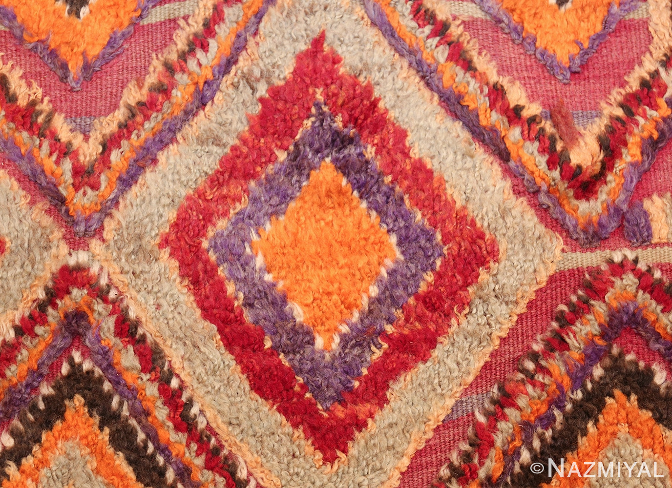 large size vintage moroccan rug 45996 closeup Nazmiyal