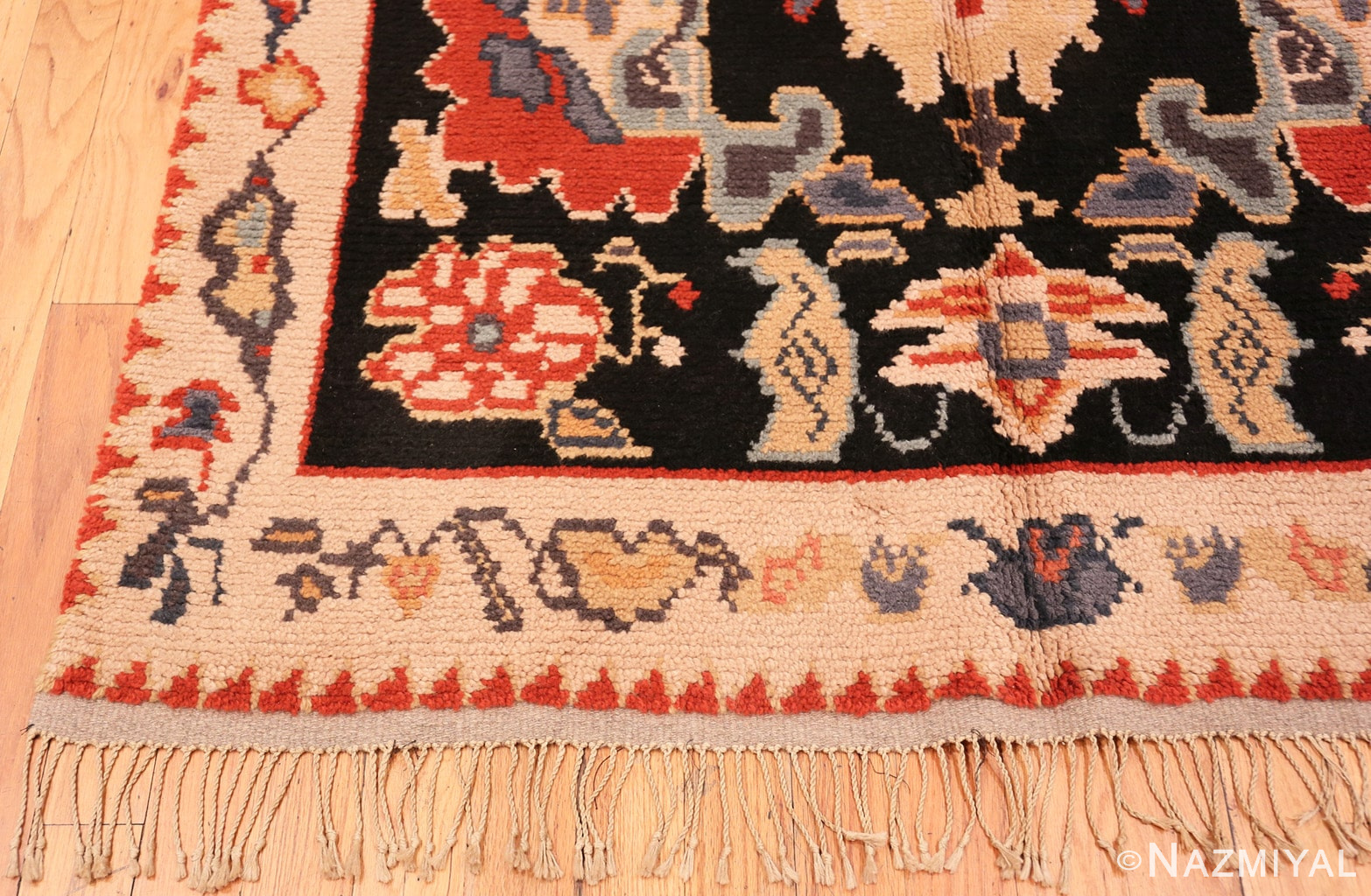 Corner Vintage Swedish Rya rug 46359 by Nazmiyal