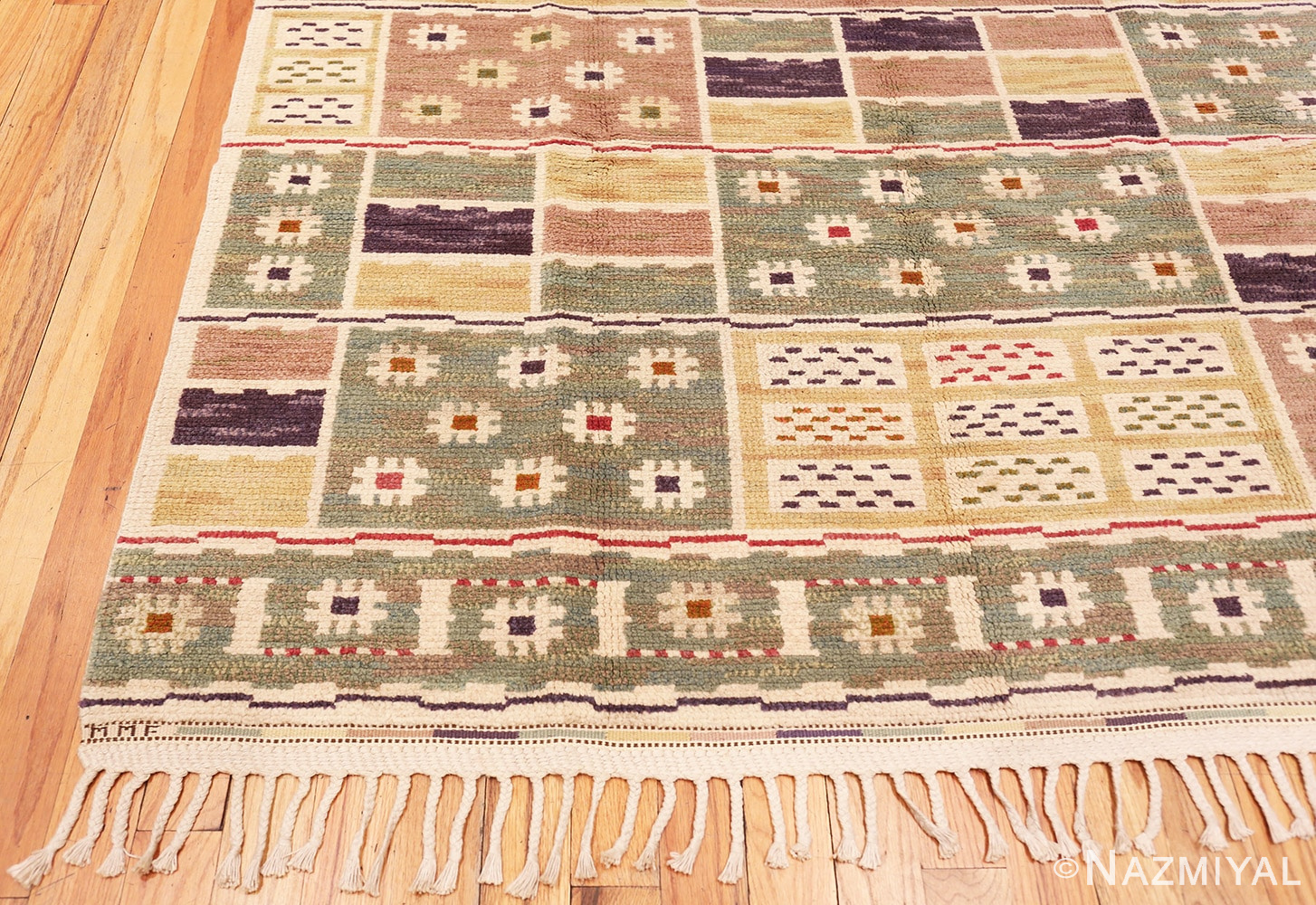 Corner Vintage pile Scandinavian rug by Marta Maas 46896 by Nazmiyal
