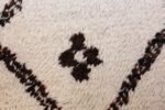 vintage beni ourain moroccan rug 47101 flower Nazmiyal