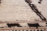 vintage beni ourain moroccan rug 47101 fringe Nazmiyal