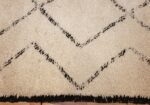 vintage moroccan rug 47108 border Nazmiyal