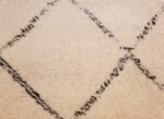 vintage moroccan rug 47108 shape Nazmiyal