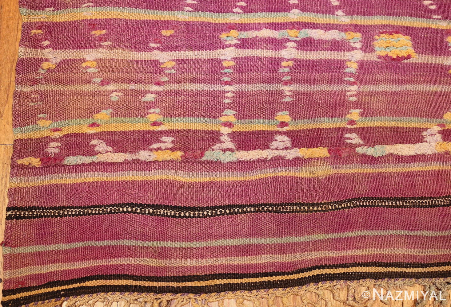 vintage moroccan kilim 47213 corner Nazmiyal