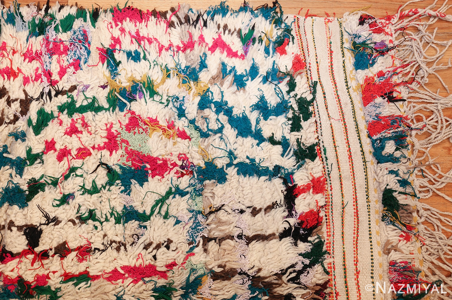 vintage moroccan rug 47216 corner Nazmiyal