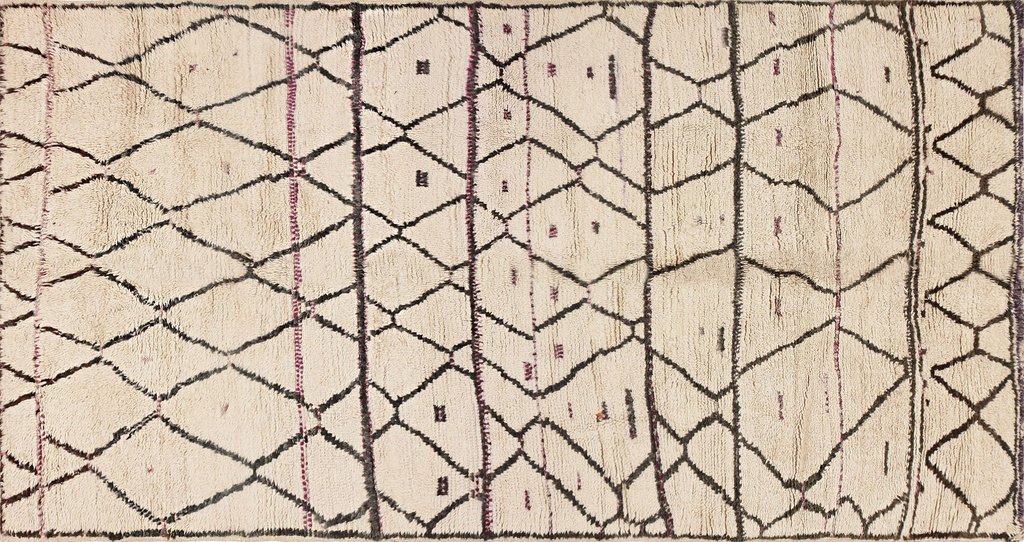 Moroccan Beni Ourain Rug Picture of a Moroccan Beni Ourain Rug Nazmiyal