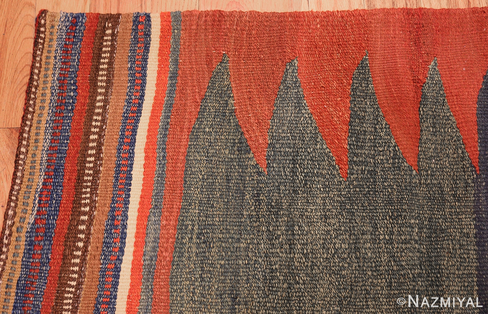 vintage tribal persian gashgai kilim 47619 corner Nazmiyal