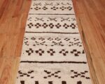vintage moroccan beni ourain runner 47773 field Nazmiyal