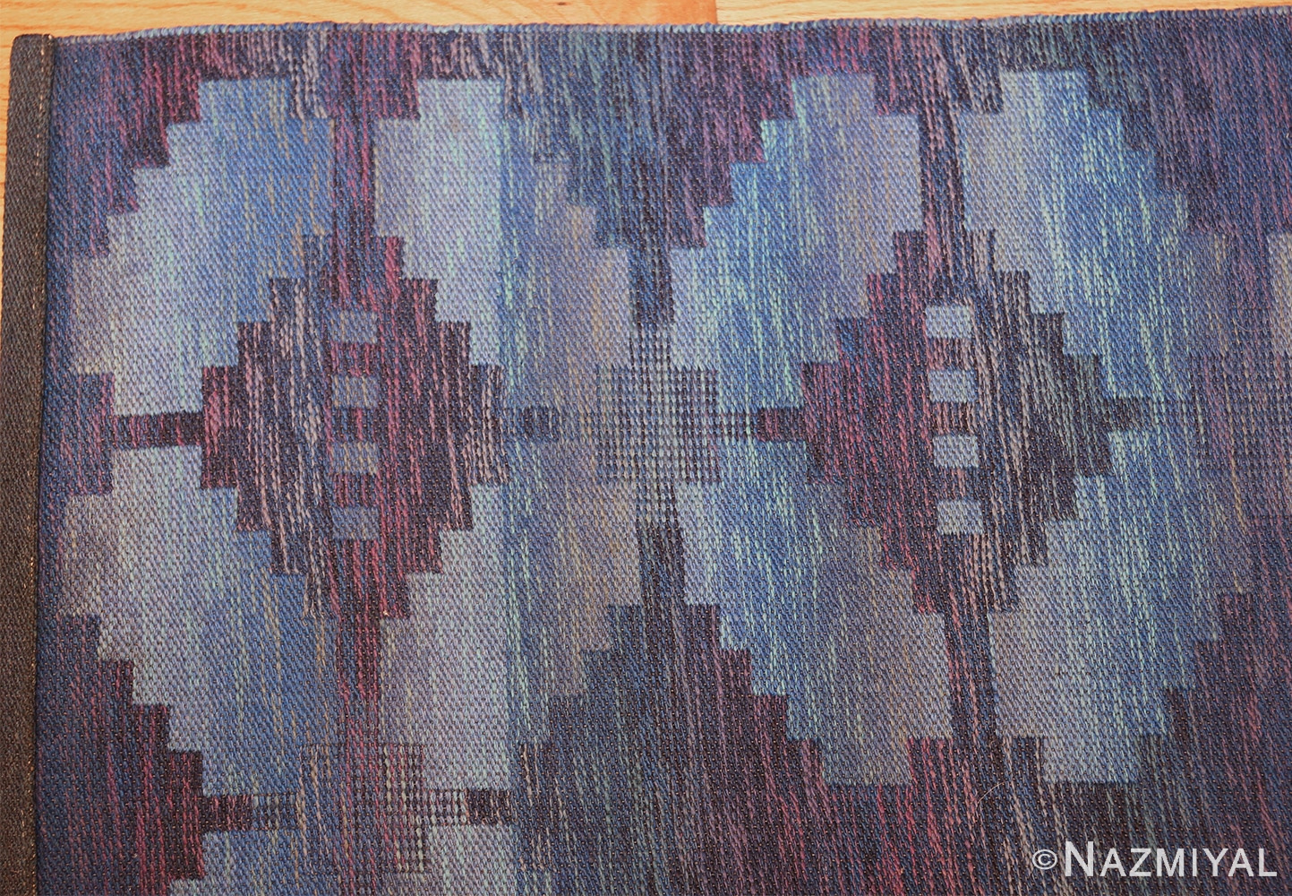 vintage scandinavian swedish rug 47678 corner Nazmiyal