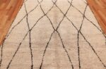 vintag moroccan carpet 47928 field Nazmiyal