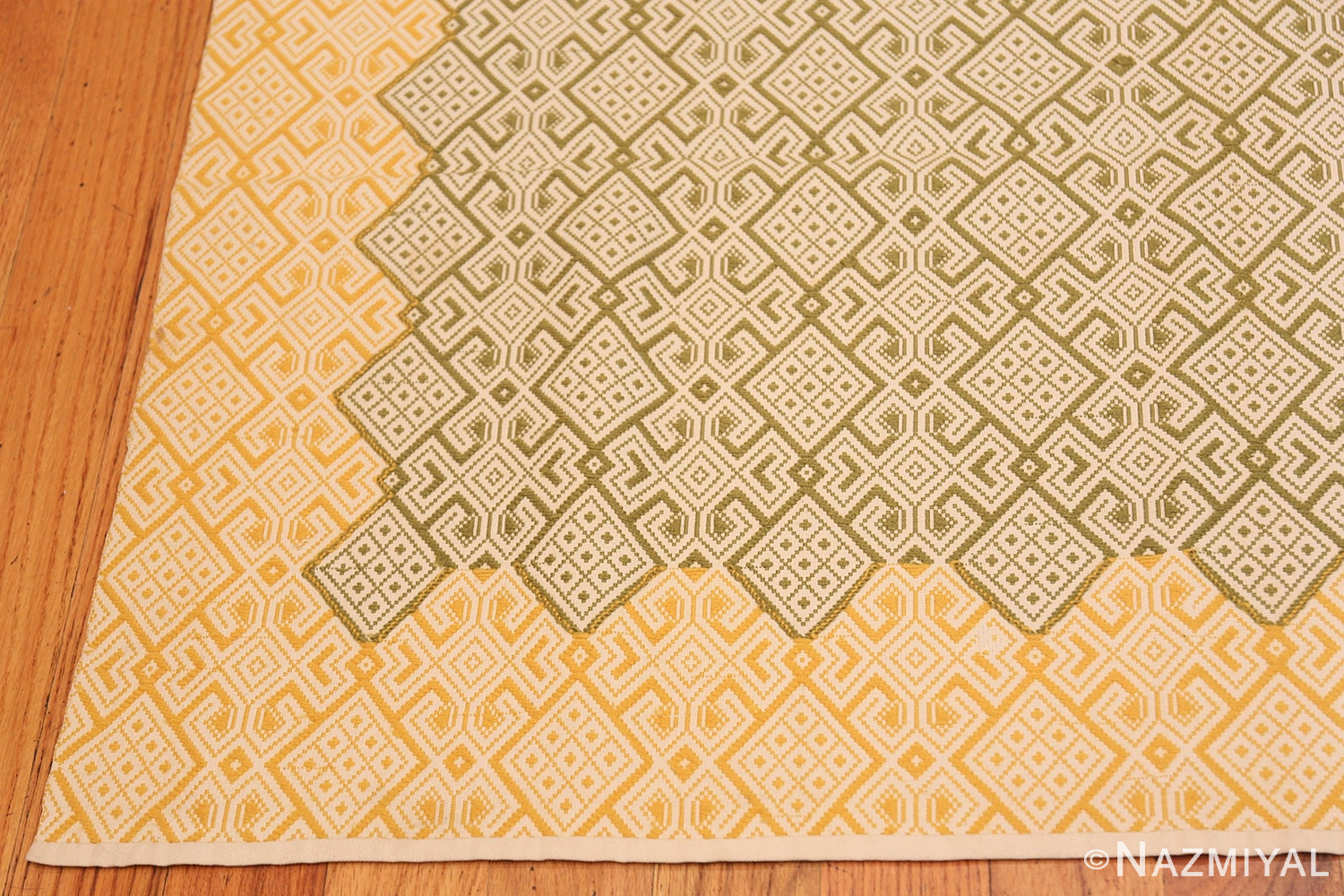 Vintage Scandinavian Textile 48204 by Nazmiyal Collection