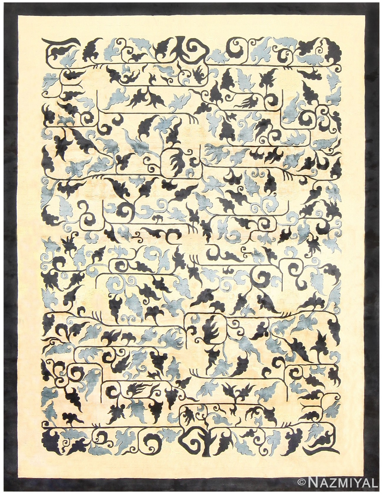 Vintage Room Sized Chinese Rug 48218 Detail/Large View