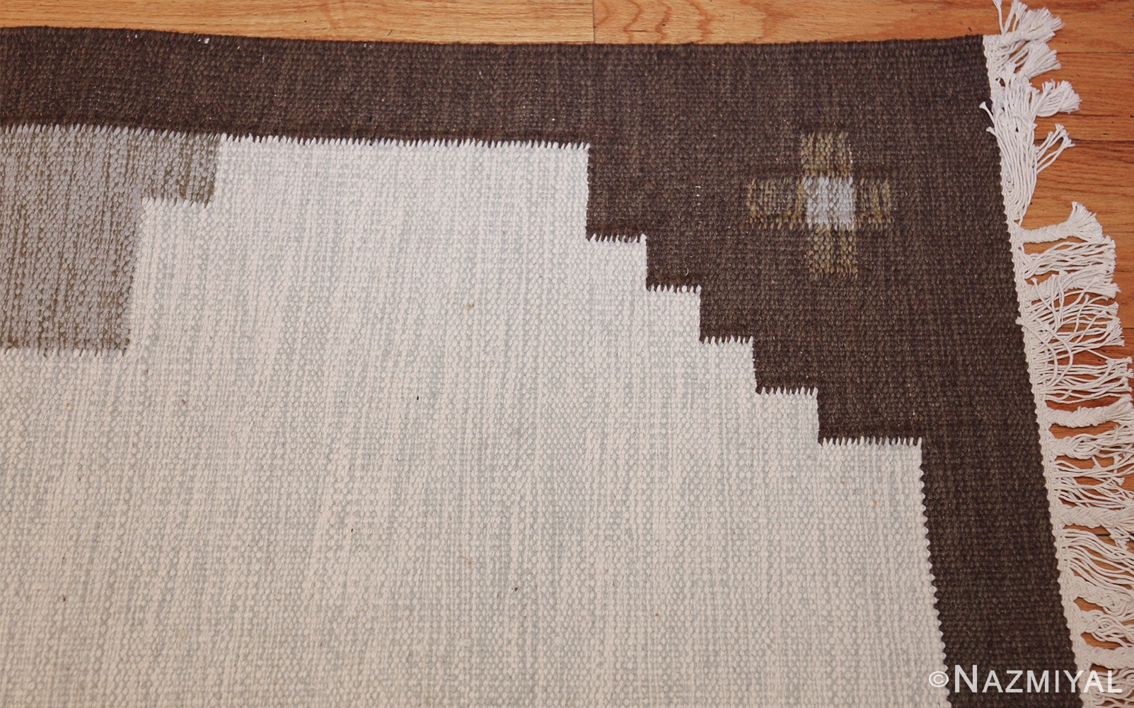 vintage swedish kilim 48286 corner Nazmiyal