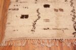 Corner Vintage Moroccan rug 48396 by Nazmiyal