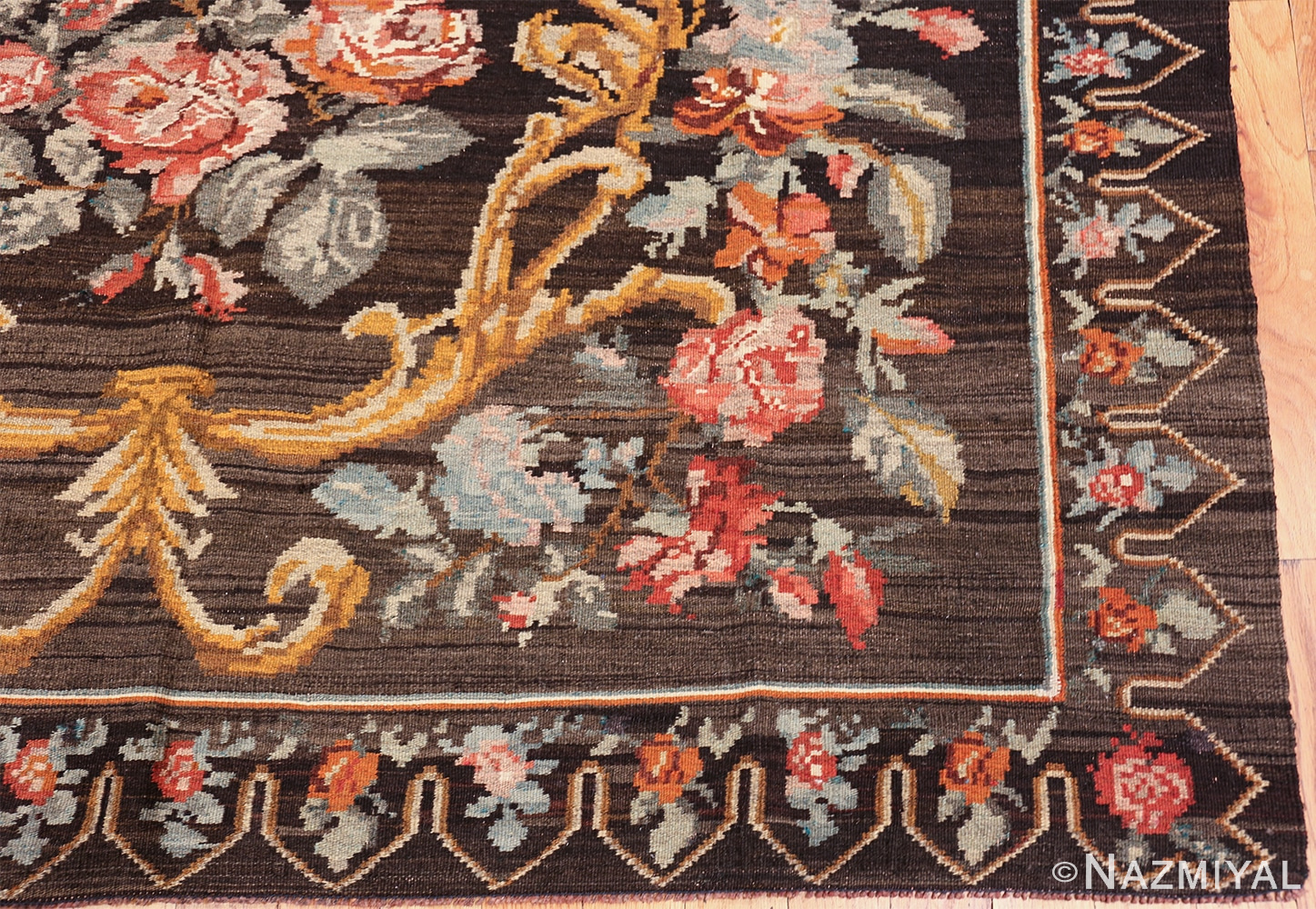 vintage turkish kilim rug 50517 corner Nazmiyal