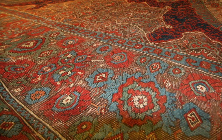 Border of 18th Century Turkish Smyrna Rug Border of 18th Century Turkish Smyrna Rug