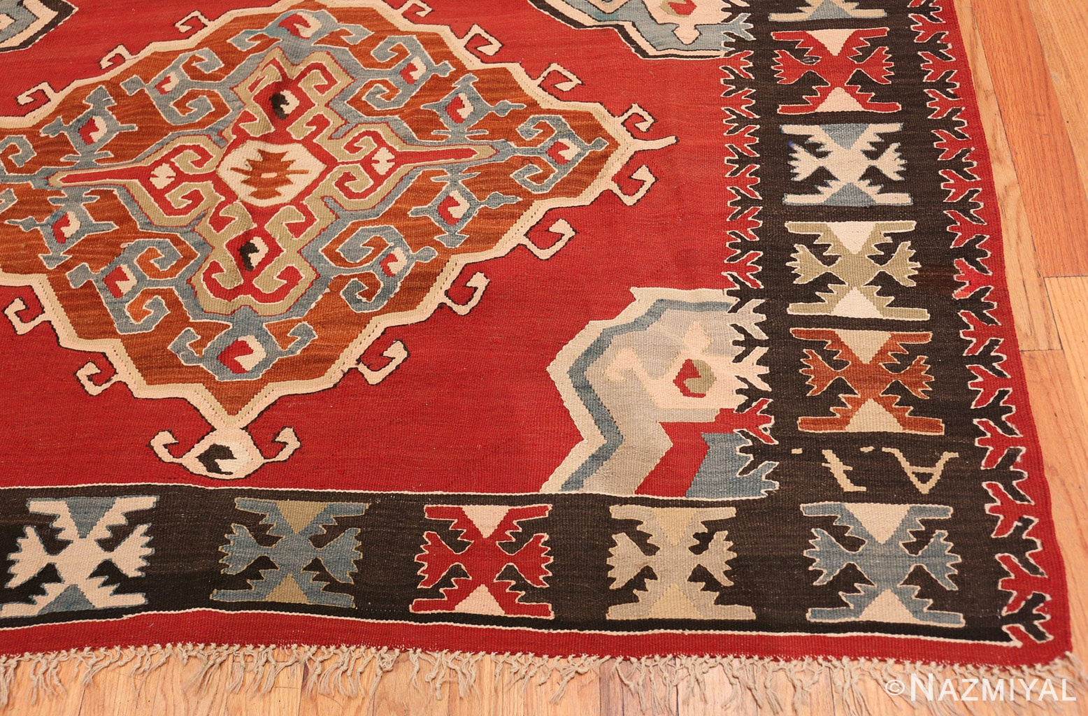 Corner Vintage Tribal Turkish Kilim rug 50636 by Nazmiyal
