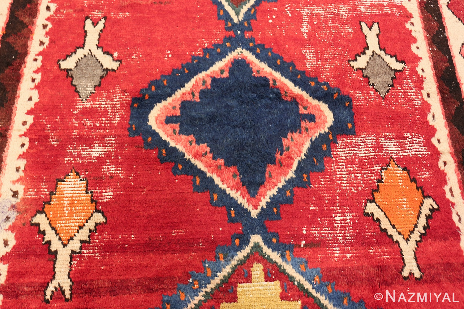 colorful shabby chic vintage persian gabbeh rug 48968 medallion Nazmiyal