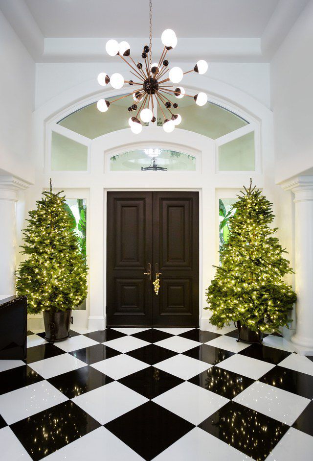 Kris Jenner Home Decor With Holiday Christmas Tree Kris Jenner Home Decor With Holiday Christmas Tree by Nazmiyal