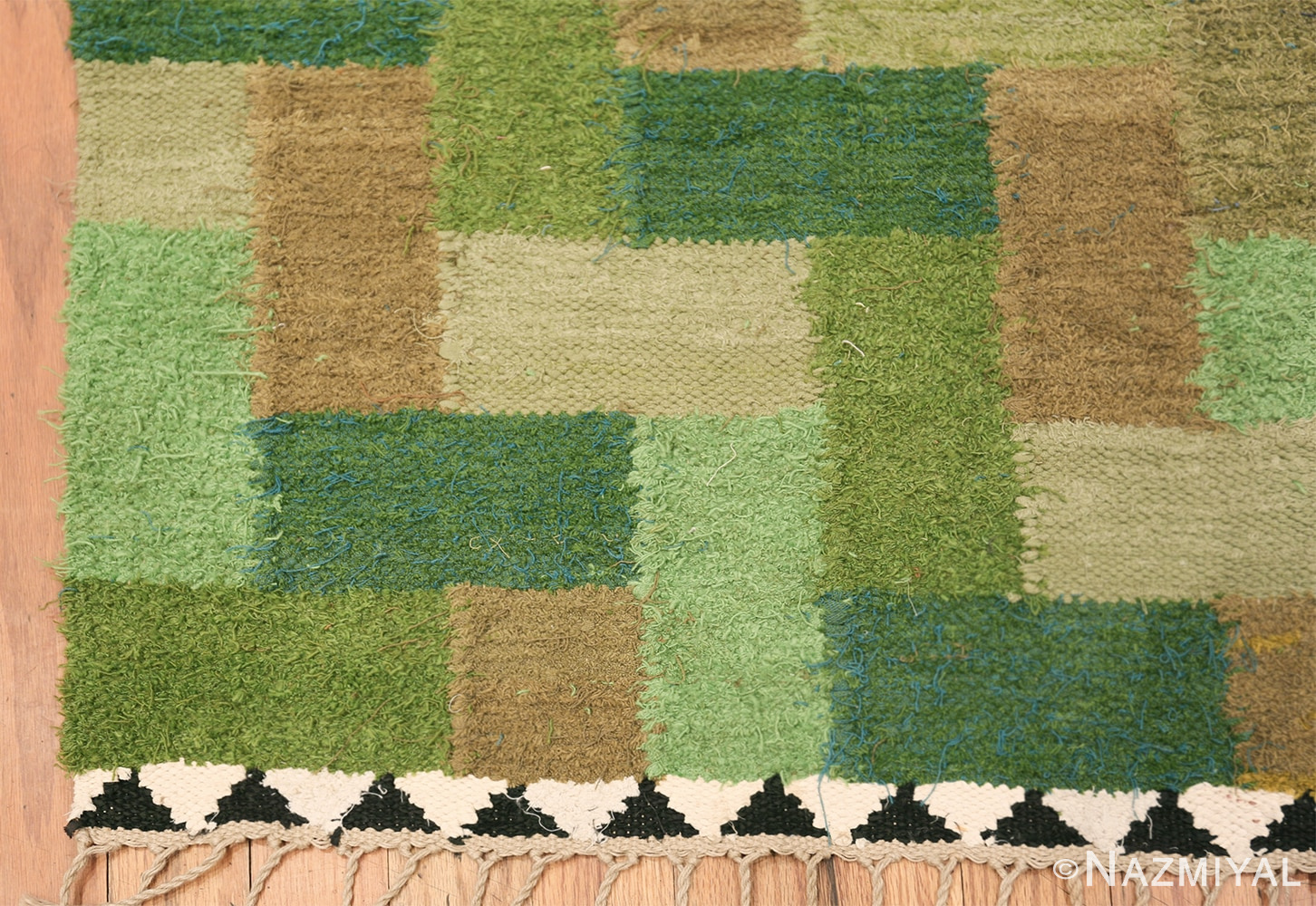 Vintage Scandinavian Swedish Rug by Ingrid Hellman Knafve 49114 Green Square Corner Nazmiyal