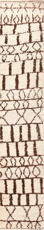 Beni Ourain Vintage Moroccan Runner Rug 49183 by Nazmiyal