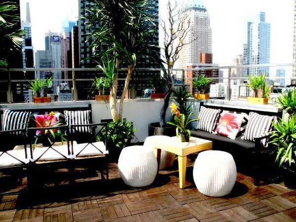 Dream Hotel Rooftop Bar in NYC Dream Hotel Rooftop Bar in NYC Nazmiyal