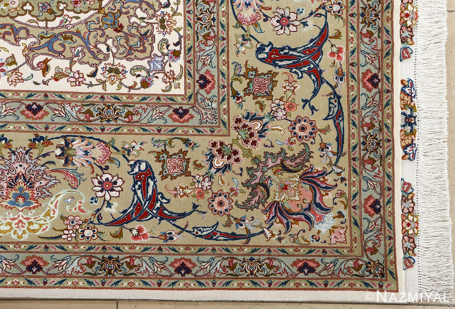 fine gharebaghi design vintage tabriz persian rug 51045 corner Nazmiyal