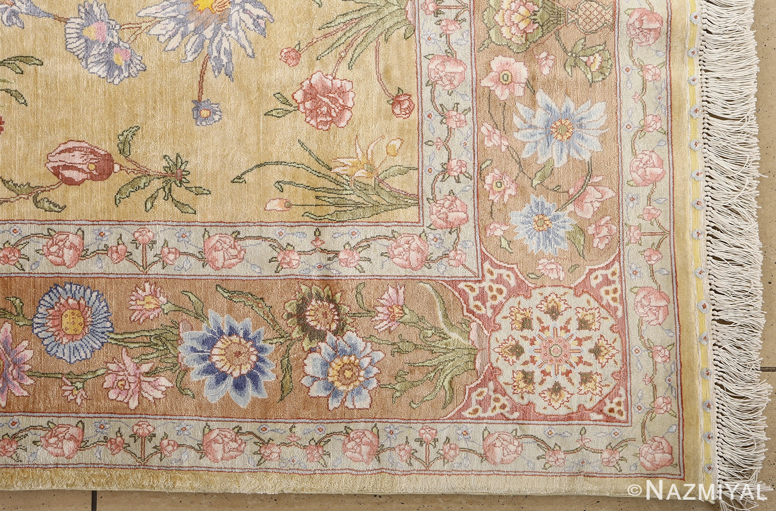silk shahsavarpour design vintage tabriz persian rug 51162 corner Nazmiyal