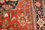 large oriental antique persian heriz serapi rug 49397 pattern Nazmiyal