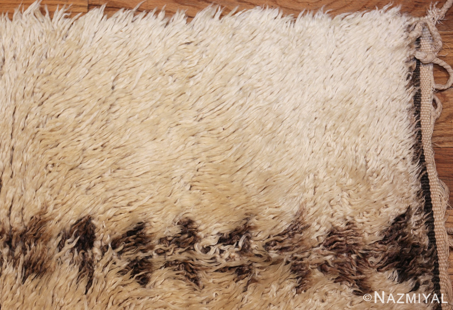 ivory vintage moroccan runner rug 49450 corner Nazmiyal