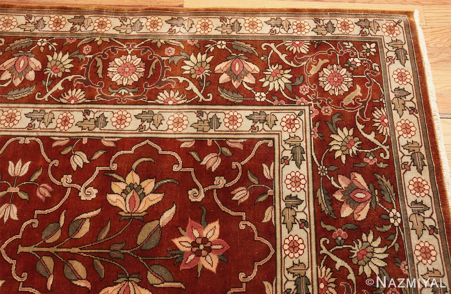 vintage room size indian rug 49477 corner Nazmiyal