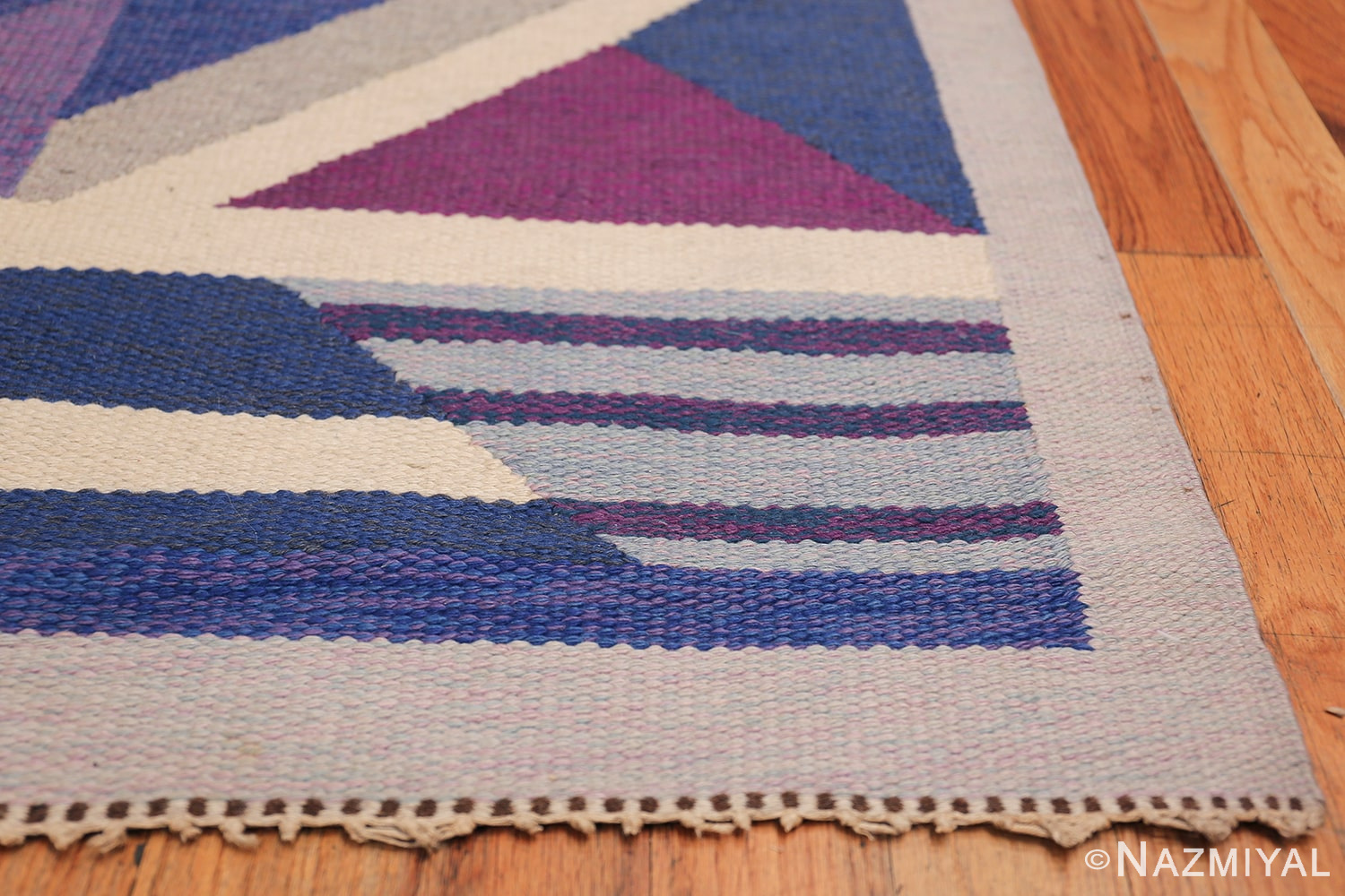 Agda Osterberg Vintage Scandinavian Swedish Kilim Rug 49822 Side Corner Nazmiyal