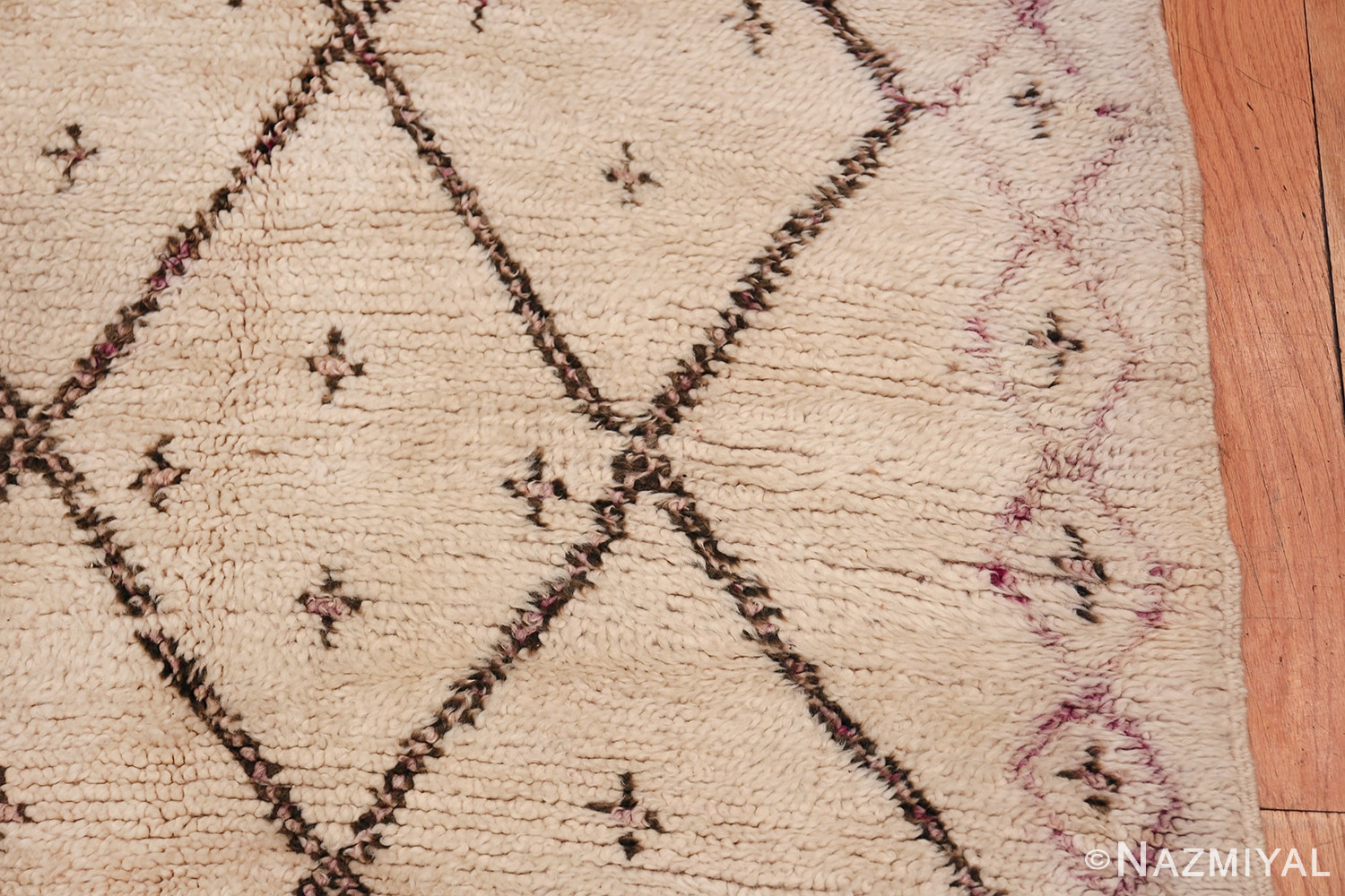 Ivory Background Vintage Moroccan Rug 49867 Border Design Nazmiyal